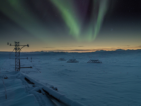 Installation de mesure de la dynamique du mercure &agrave; Toolik Field Station en Alaska.